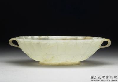 图片[2]-Jade flower-shaped bowl with two leaf-shaped handles, Mughal Empire-China Archive